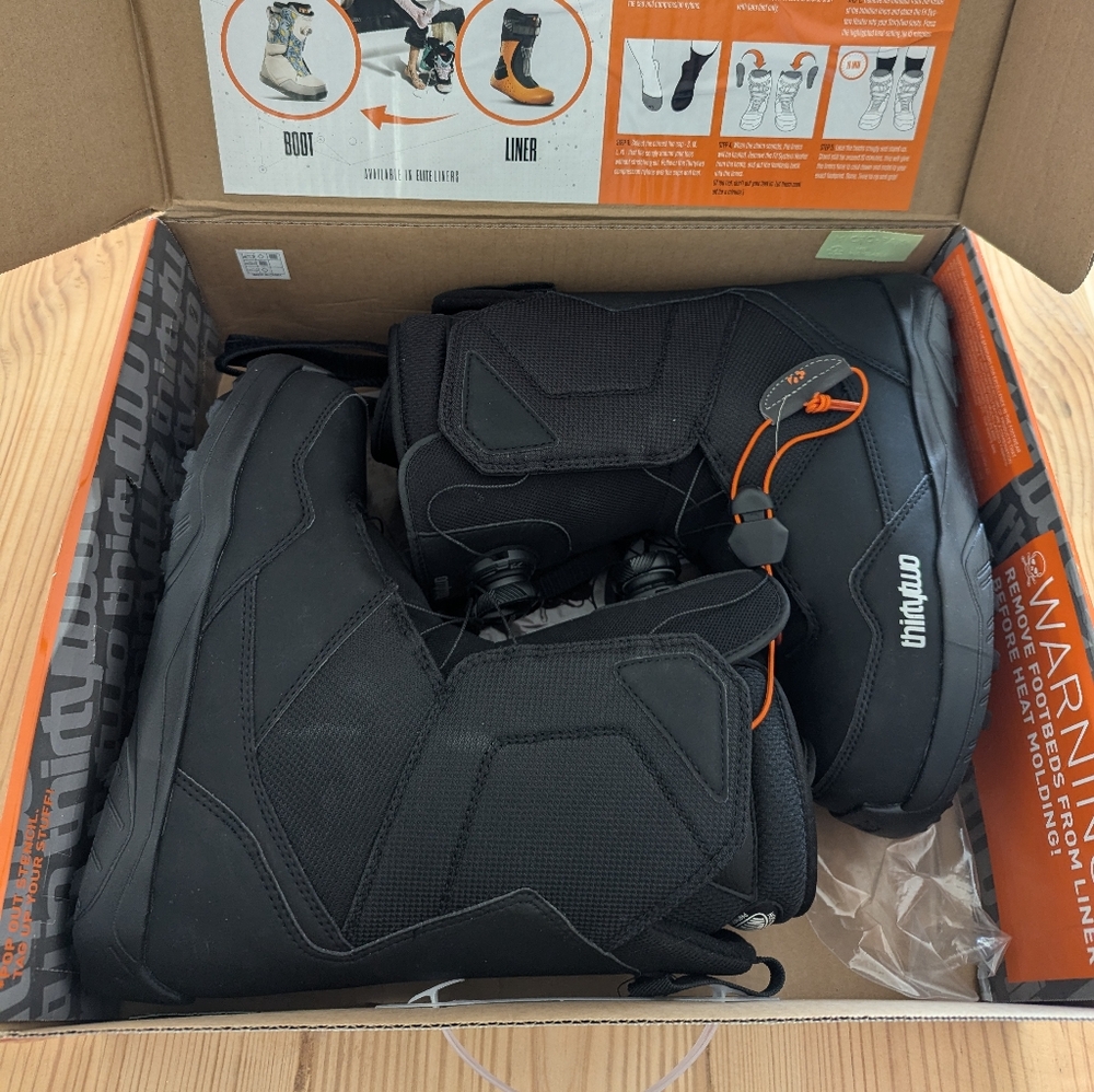 thirtytwo W's shifty boa snowboarding boots